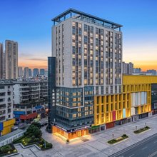麗枫酒店(十堰上海路店)
