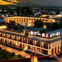 那拉提|下一站Resort·Lodge·Villa设计师美宿(那拉提风景区店)