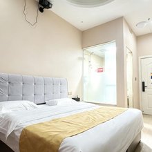 柏兰酒店(重庆保税港店)