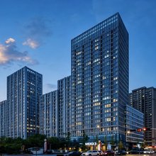 日照屹坤名宿(华润万象汇金汇时代广场店)