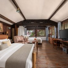 云上公馆 Goldray Villa·日照金山花园庭院观景美宿(丽江古城店)