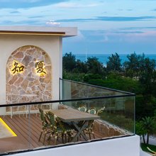 知夏|Designer Hotel 设计师海景民宿(北海银滩国际客运港店)