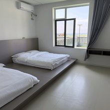 全新装修/广鹿岛·二居/可住8人·洗发水/沐浴露/免费停车位/出门就是海