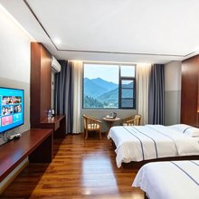 墨江鑫星商务酒店(北回归线标志园店)