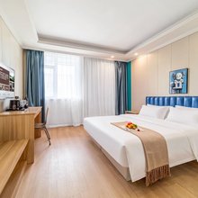 轻住酒店(青岛城阳区农业大学地铁站店)