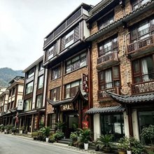 漫漫来客栈(张家界国家森林公园武陵源标志门店)
