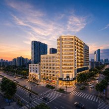 南昌八一广场漫云假日酒店(南昌火车站西广场店)