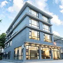 青城山静逸悠舍民宿(青城山高铁站店)
