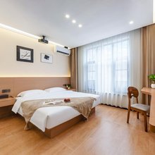 拾宋·Goodnight原木风智能山居(开封万岁山大宋武侠城店)