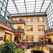 乐语佳裕丨Cozy Homestay lnn·藏韵暖居民宿(独克宗古城店)