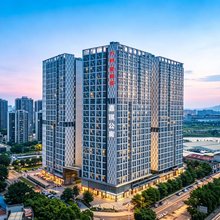 嘉琪·Serviced Apartment(星都荟顺德人民医院地铁站店)