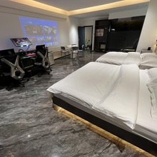 灰熊电竞影音公寓(长春明宇广场店)