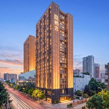 隐栖舍·高空夜景City Night View酒店(南亚风情第一城店)