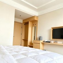 盐源银权假日酒店
