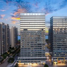 西子湾酒店(南昌西站国际体育中心店)
