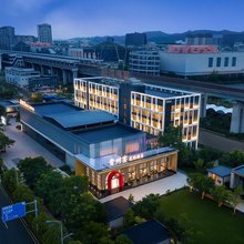贵州宴花园酒店(贵阳观山湖区西南国际商贸城店)