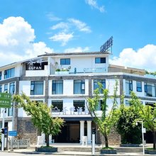 马岭河谷畔酒店