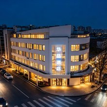 华晶酒店(上海第九人民医院西藏南站地铁站店)
