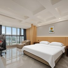 懒鹿电竞酒店(成都双流国际机场店)