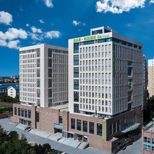 宜必思尚品酒店(西安国际会展中心店)