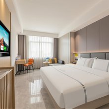 港天酒店(吴川港丰广场第一中学店)