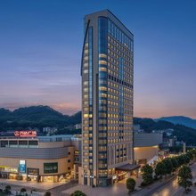 梦晨酒店(忠县万达店)