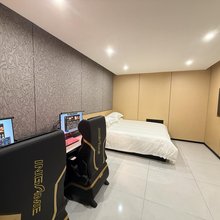 蜗居电竞宾馆