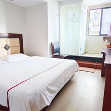 77连锁宾馆(武汉江滩洞庭街店)