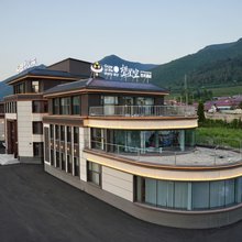 望星空艺术酒店