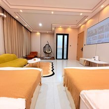 麓上·ins设计师轻奢度假美宿(罗布淖尔博物馆店)