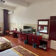 瓦房鑫熙酒店