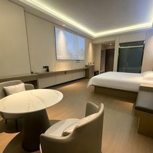 宁海星河酒店(西店镇弘基广场店)