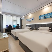 BYBS电竞酒店(赣州江南宋城步步高新天地店)