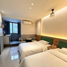 金悦·华庭公寓(万正广场店)