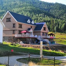 喀纳斯鸿瑞山庄(贾登峪店)
