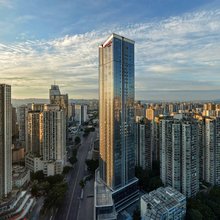 重庆杨家坪步行街希尔顿欢朋酒店