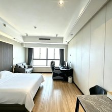 悟空电竞酒店(周口龙都红星广场店)