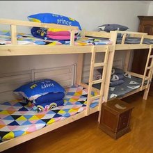 过客青旅(上海娄山关路地铁站店)