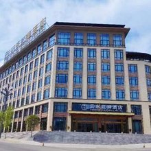 云水江畔酒店