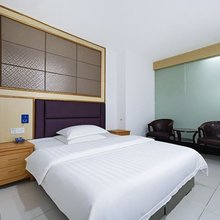 龙兴商务宾馆(大龙村石碁文化广场店)