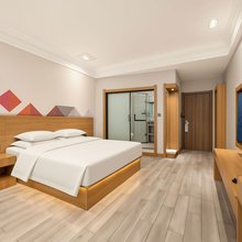 沁玥酒店(自贡彩灯公园盐业历史博物馆店)