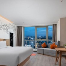 M漫里美居(海沧半导体产业基地锦绣里商业广场店)