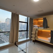 友住青旅(光谷科技会展中心店)