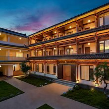 丽江清晨阁·Sunrise轻奢美宿(三义国际机场店)