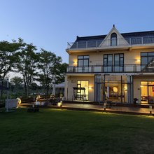 橘外民宿(崇明上海外国语大学贤达经济人文学院店)