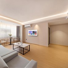 云希丽至酒店(新大新生活广场店)