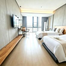 极光温泉度假美宿(温汤古井泉街店)