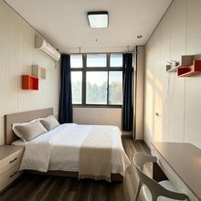 如元创客公寓(上海闵行交大店)