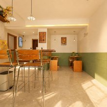 三只猫·智慧青旅(金大地1912店)