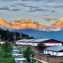 德钦高山别庄 · 梅里酒店